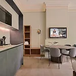 Novallure Nassau Aparthotel Haag