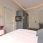 Novallure Nassau Aparthotel