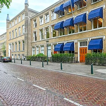 Novallure Nassau Aparthotel