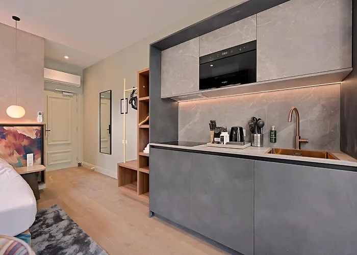 Novallure Nassau Apartmanhotel 3*